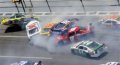30 человек получили ранения на гонке NASCAR (ВИДЕО)